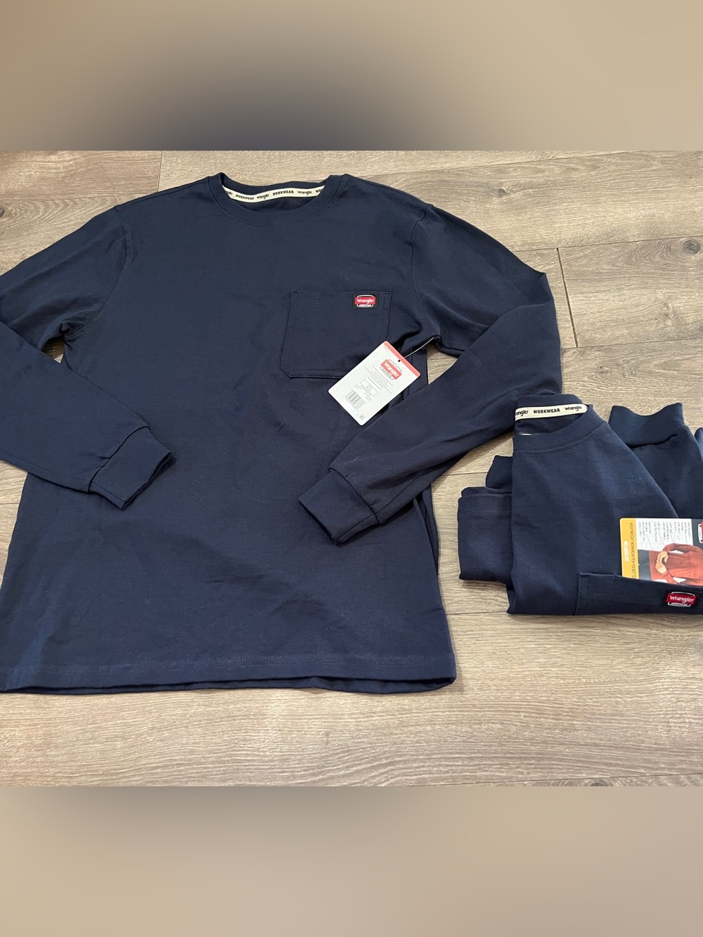2 Blue Wrangler Heavyweight Workwear Pen Pocket Tees Size Small (34-36) New